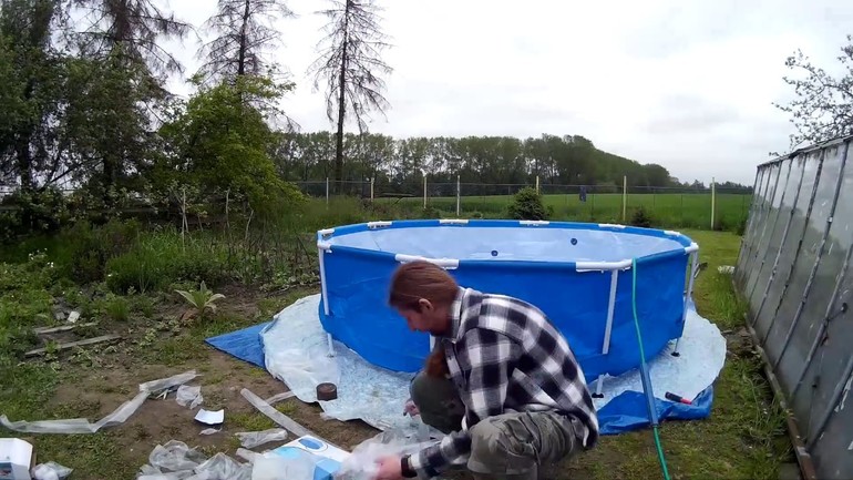 Drenaggio dell'acqua dal serbatoio